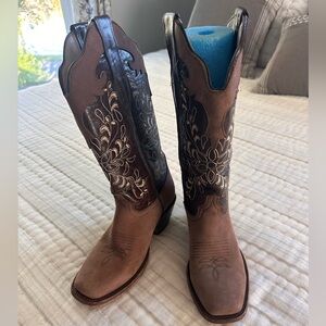 Estampida Brown Embroidered Heeled Boots, W 6.5